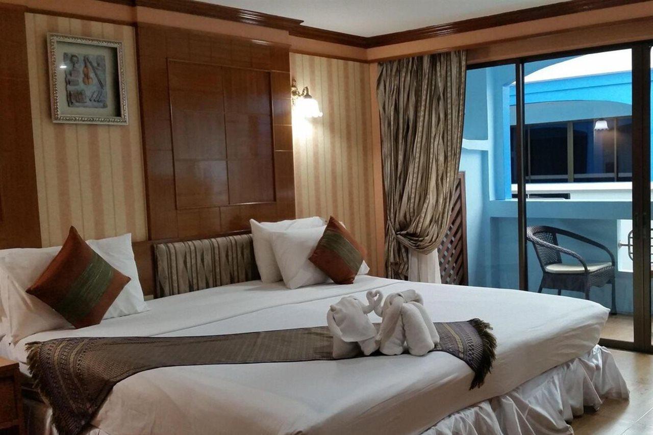 Ao Nang Beach Resort Krabi Exterior photo