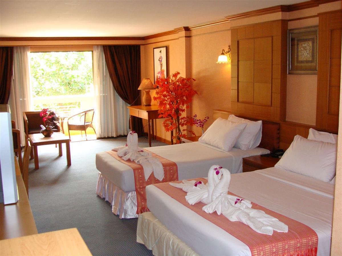 Ao Nang Beach Resort Krabi Exterior photo